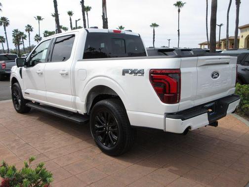 Star White Metallic Tri-Coat 2026 Ford F-150 Lariat