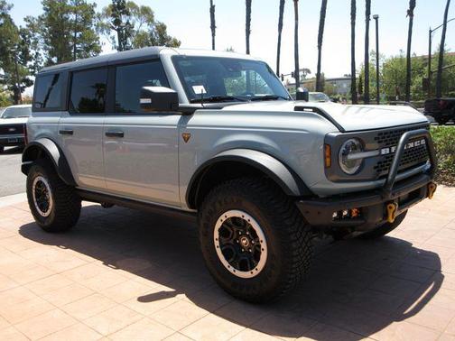 Cactus Gray 2022 Ford Bronco Badlands