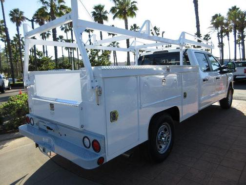 Oxford White 2026 Ford F-350 XL