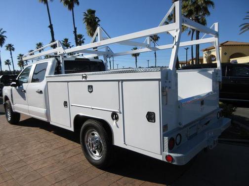 Oxford White 2026 Ford F-350 XL