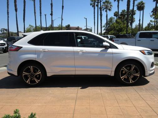 2019 Ford Edge ST