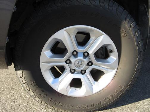 2020 Toyota 4Runner SR5