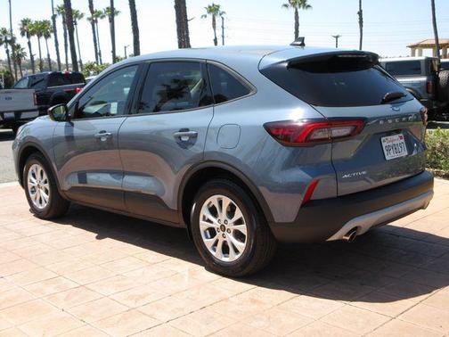 Vapor Blue Metallic 2025 Ford Escape Active