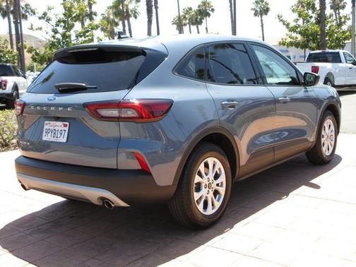 Vapor Blue Metallic 2025 Ford Escape Active