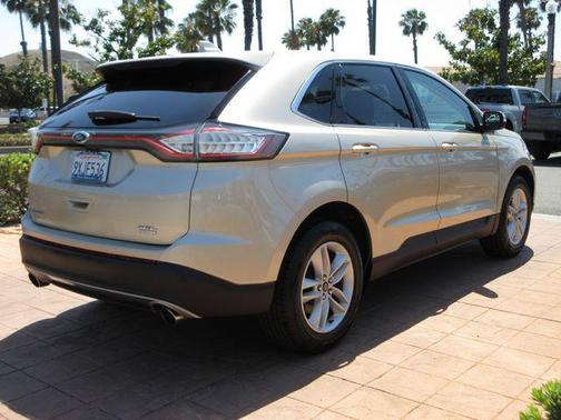 White Gold Metallic 2017 Ford Edge SEL
