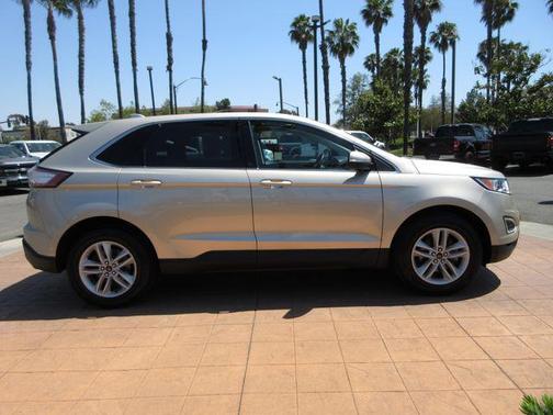 White Gold Metallic 2017 Ford Edge SEL