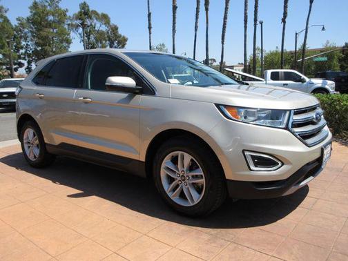 White Gold Metallic 2017 Ford Edge SEL