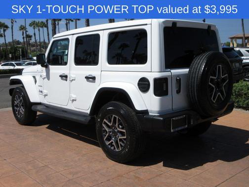Bright White Clearcoat 2024 Jeep Wrangler 4-Door Sahara 4x4