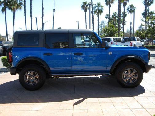 Velocity Blue Metallic 2026 Ford Bronco Big Bend