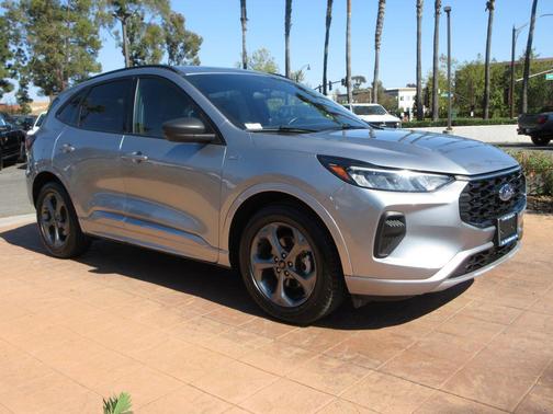 Silver Metallic 2023 Ford Escape ST-Line