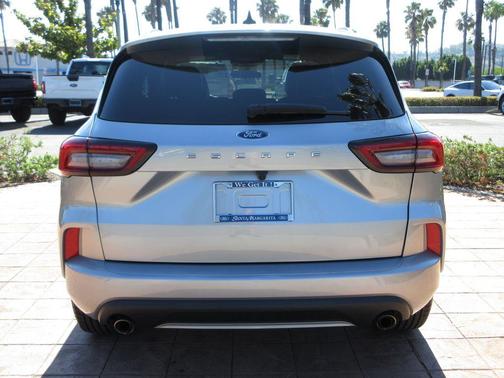 Silver Metallic 2023 Ford Escape ST-Line