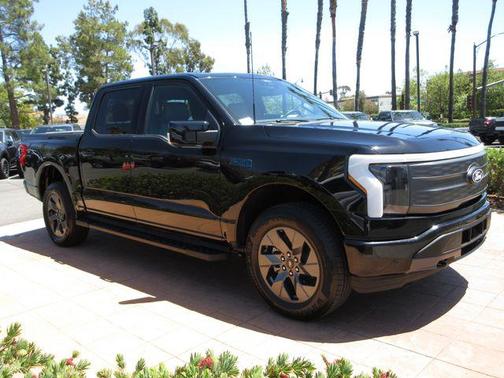 Agate Black Metallic 2025 Ford F-150 Lightning LARIAT