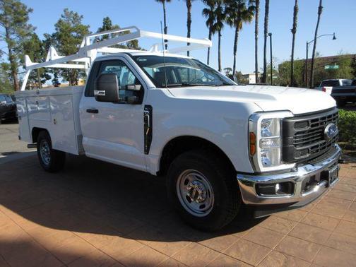 Oxford White 2026 Ford F-250 XL
