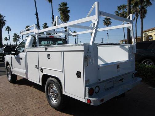 Oxford White 2026 Ford F-250 XL