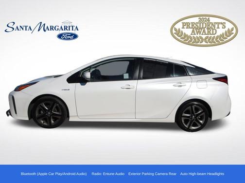 2019 Toyota Prius XLE