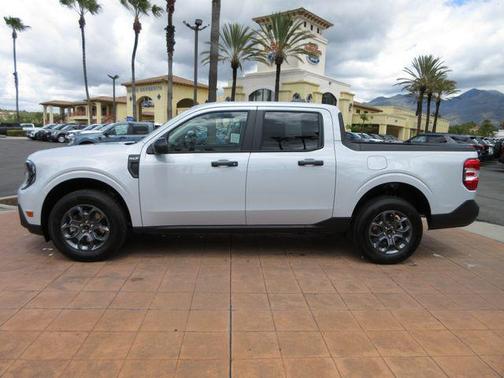 Space White Metallic 2026 Ford Maverick XLT