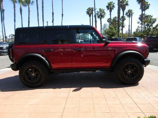 Ruby Red Metallic Tinted Clearcoat 2025 Ford Bronco Badlands