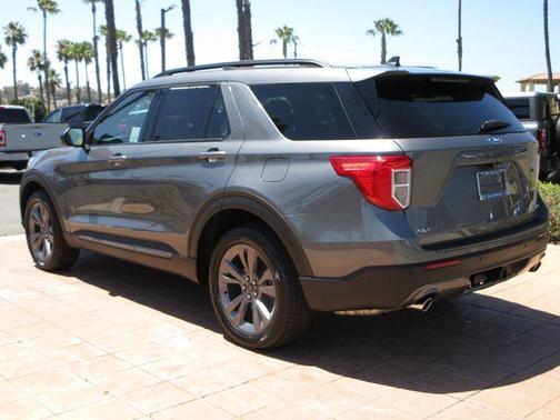 Carbonized Gray Metallic 2023 Ford Explorer XLT