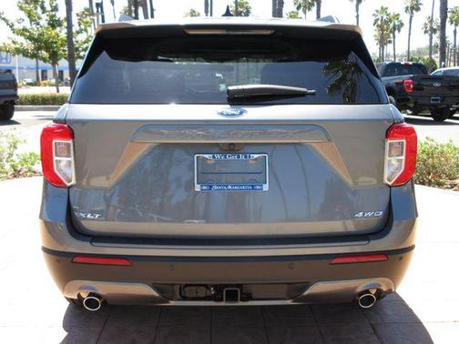 Carbonized Gray Metallic 2023 Ford Explorer XLT