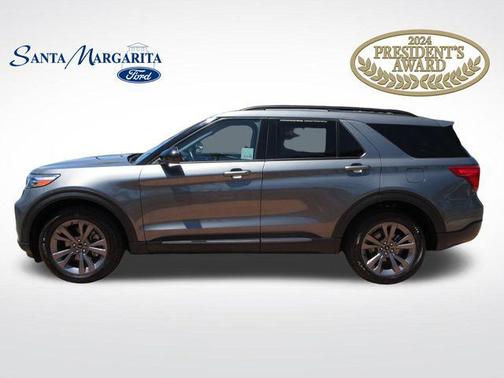 Carbonized Gray Metallic 2023 Ford Explorer XLT