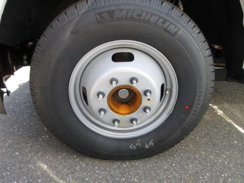 Oxford White 2026 Ford F-350 XL