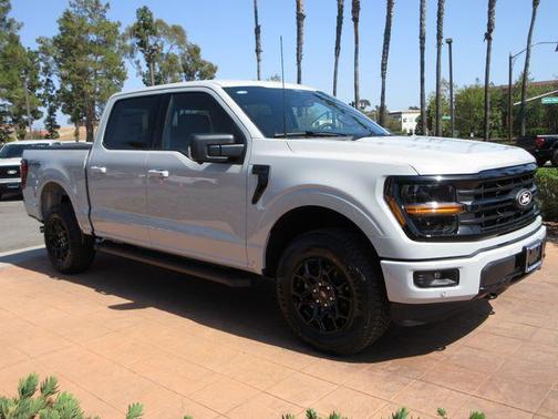Avalanche 2026 Ford F-150 XLT