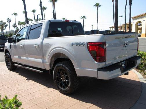 Avalanche 2026 Ford F-150 XLT