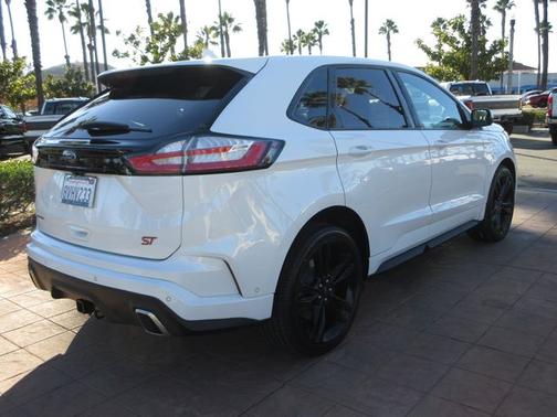 2020 Ford Edge ST