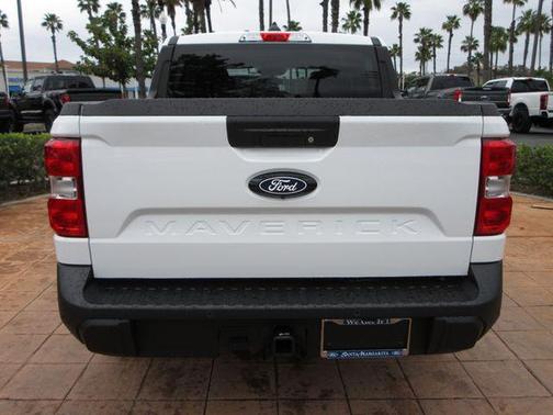 Oxford White 2026 Ford Maverick XLT