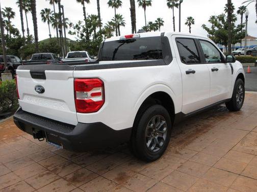 Oxford White 2026 Ford Maverick XLT