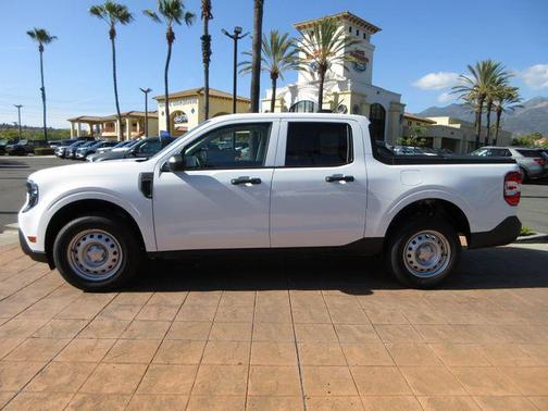 Oxford White 2026 Ford Maverick XL