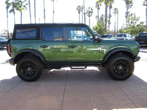 2023 Ford Bronco WILDTRAK