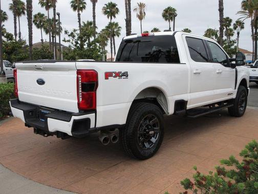 Star White Metallic Tri-Coat 2024 Ford F-250 Lariat
