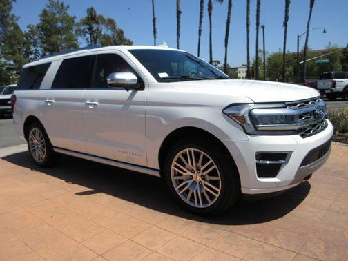 Star White Metallic Tri-Coat 2022 Ford Expedition Max Platinum