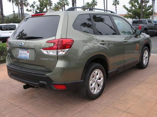 2019 Subaru Forester BASE