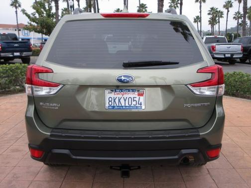 2019 Subaru Forester BASE