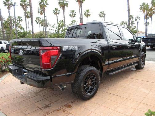 Agate Black Metallic 2026 Ford F-150 XLT