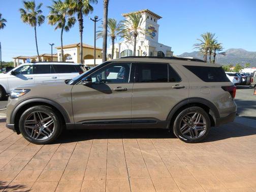 Marsh Gray 2026 Ford Explorer ST-Line