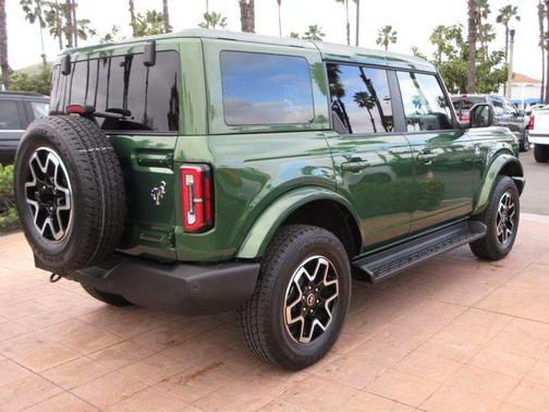 Green Metallic 2025 Ford Bronco Outer Banks