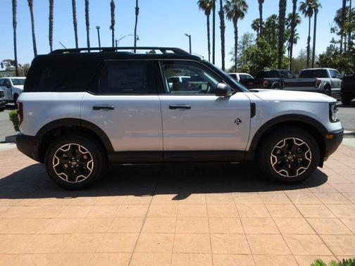 Space White Metallic 2026 Ford Bronco Sport Outer Banks