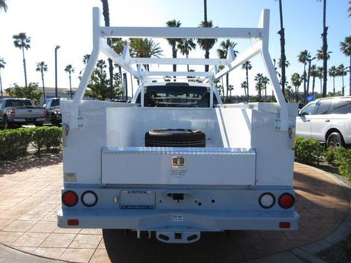 Oxford White 2026 Ford F-350 XL