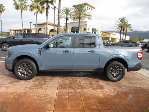 Azure Gray Metallic Tri-Coat 2026 Ford Maverick XLT