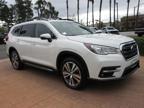 2020 Subaru Ascent LIMITED 8-PASSENGER