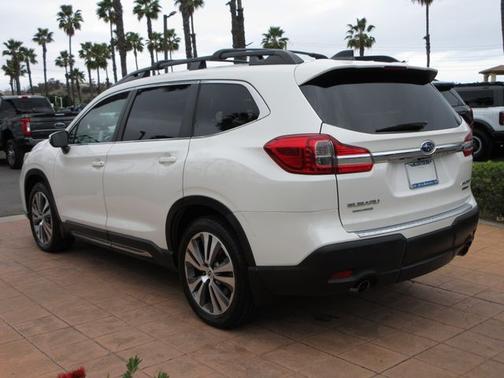 2020 Subaru Ascent LIMITED 8-PASSENGER