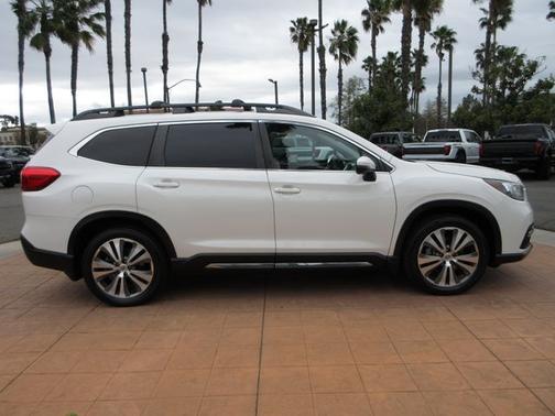 2020 Subaru Ascent LIMITED 8-PASSENGER