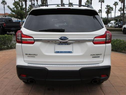 2020 Subaru Ascent LIMITED 8-PASSENGER