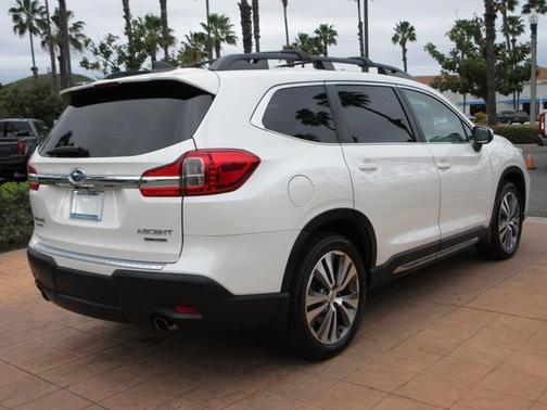 2020 Subaru Ascent LIMITED 8-PASSENGER