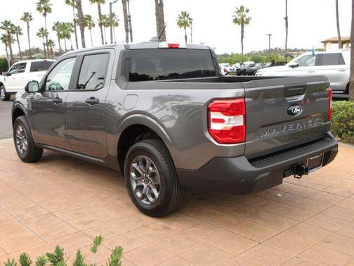 Carbonized Gray Metallic 2026 Ford Maverick XLT
