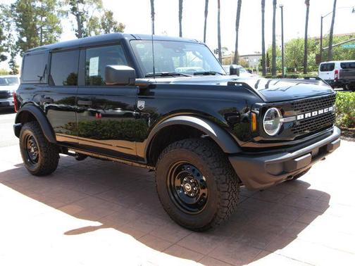 Shadow Black 2026 Ford Bronco Big Bend