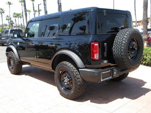 Shadow Black 2026 Ford Bronco Big Bend